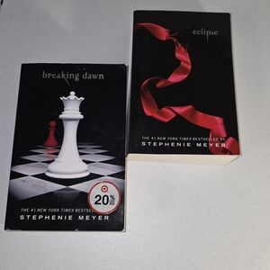 Twilight Saga books 3 & 4 ECLIPSE & BREAKING DAWN Paperback Stephanie Meyer